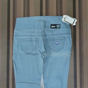 Y-98 Size 32 Slim Fit Women Denim Jeans