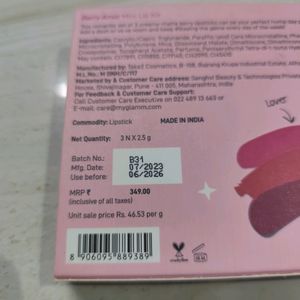 Myglamm Berry Amor Lip Kit.. 3 Piece