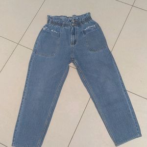 This  Pant Is Very Comfortable Size 30 Cargo Jeans