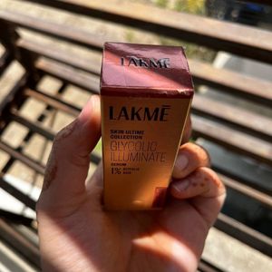 Lakme Glycolic Illuminate Serum with 1% Glycoli