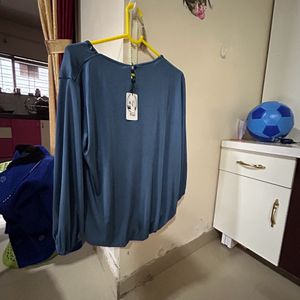 Women’s Blue Ballon Top