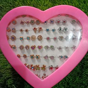 Combo/Pack/Set of 36 Pair Studs