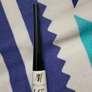 Glossy Liquid Eyeliner