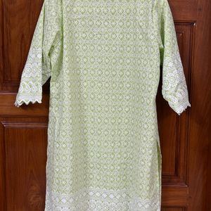 Chikankari kurti