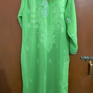 Chikankari Kurta 💚