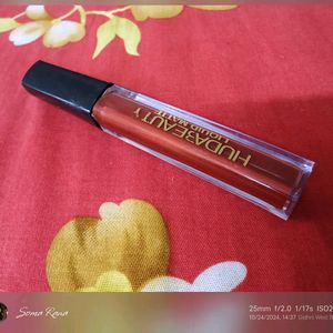 Pack Of 12 Huda Beauty Liquid Matte Lipstick