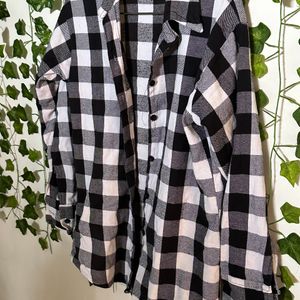 Black and white Plaid t-shirt