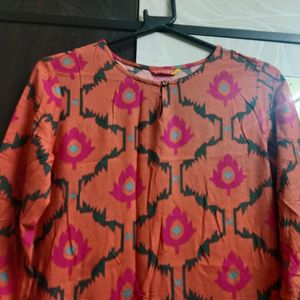 2 Kurtas Urgent Sale Only 250