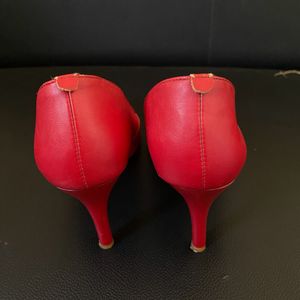 Stiletto Pumps