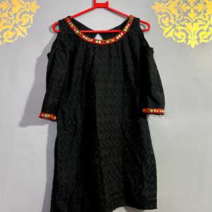 Black Cotton Suit With Chickenkari Thread Work