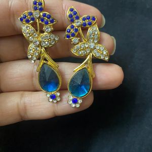 4 Pairs Earrings