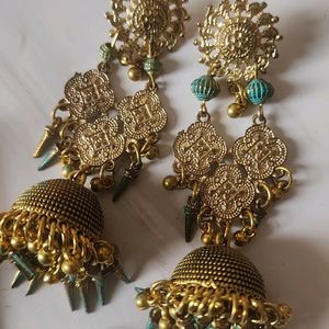 5 Set Of Earrings