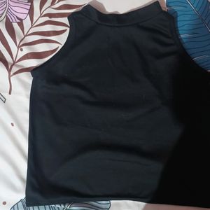 Black Crop Top With Round Neck