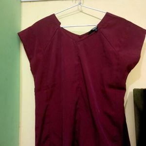 Alibi Burgundy Top