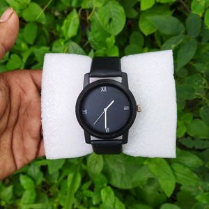 Brand New Quartz Analogue Watch For Men