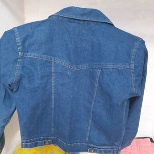 Denim jacket for girls