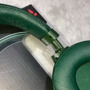 BOAT HEADSET WITH BOX AND 1 YEARS OF WARRANTY