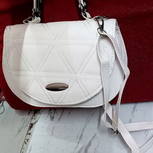 White Leather Iconic Classy Bag Slingbag