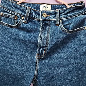 Blue Straight High Rise Stretchable Jeans