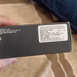 Mac Foundation NC 27 Brand New