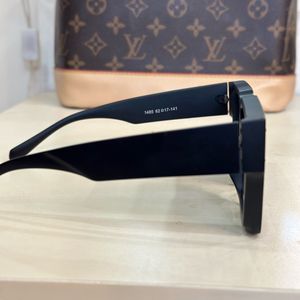 Authentic Louis Vuitton Cyclone Sunglasses