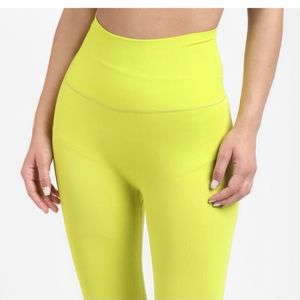 ADIDASSolid Women Yellow Tights