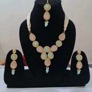 Beautiful Necklace Set With Earrings And Maang Tik