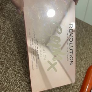 Makeup Revolution Sophx Eyeshadow Palette