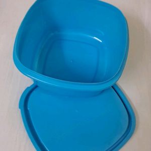 Unused Polypropylene (PP5) Plastic container