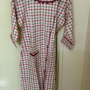 Red And White Kurti