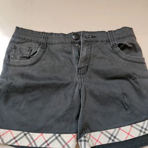 Black Elegant Shorts