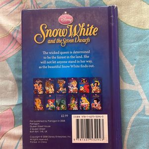 Snow White And Seven Dwarfs Board Book