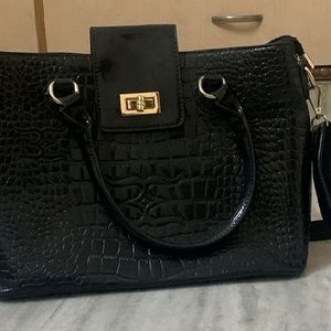 LUXURY BRAND TEXTURED HANDBAG