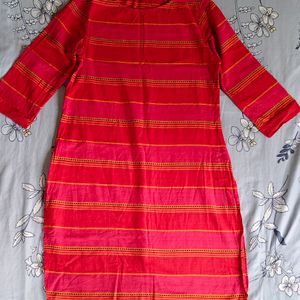 Combo-Max Pink And Orange Cotton Kurtas