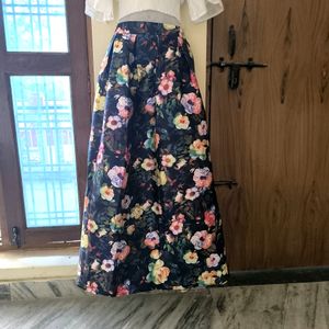 Flowers Print Long Skirt 💯💕