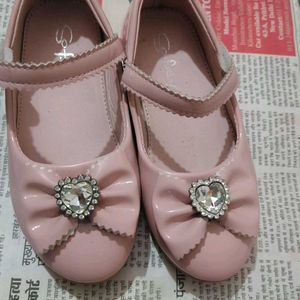 Pink 🩷 Sandal For Girls Good Quality Product