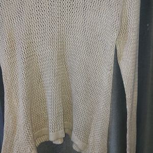 Tie knot wool sweater