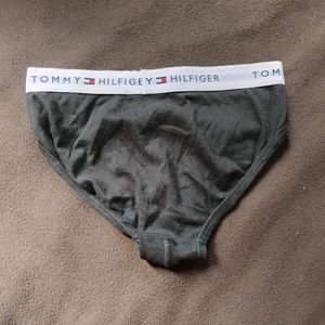 Tommy Hilfiger Set Of 2