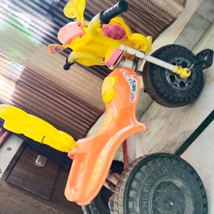 Hilton Bajaj Kids Tricycle Manual Bike