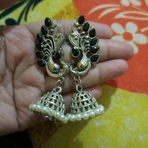 Beautiful Peacock Ear Jhumka..Light Weight