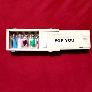 Wooden Box with 7 Personal Message Bottles Set