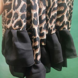 New Tiger Print Abaya 🤩🥰🤩🥰...Final Price 400 H