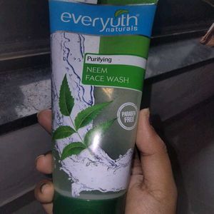 Everyouth Neem Face Wash