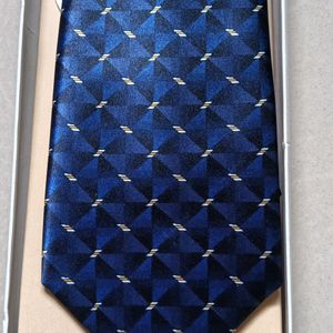 Brand New Navy Blue Silk Tie