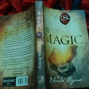 The Magic Book (New) [FLAT ₹30 OFF ON DELIVERY]