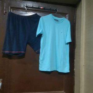 Men T Shirt And Nikker Combo Mediym