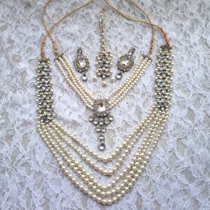 132. Ivory Kundan Bridal Set