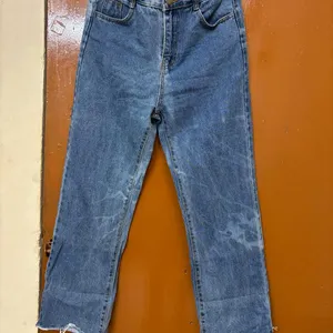 High Waisted Design Straight Fit Jeans