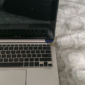 Asus S200e  Leptop