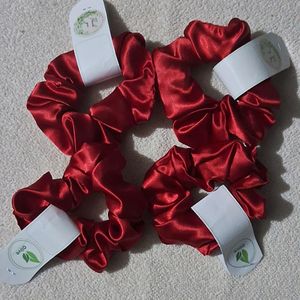 Combo Of 4 Hand Made Scrunchies